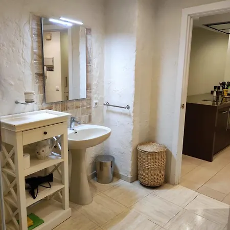 Luna * Εστεπόνα